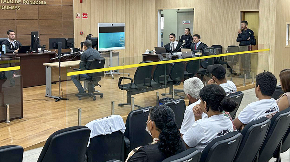 Réu é condenado mais de 50 anos de prisão por feminicídio em Ariquemes