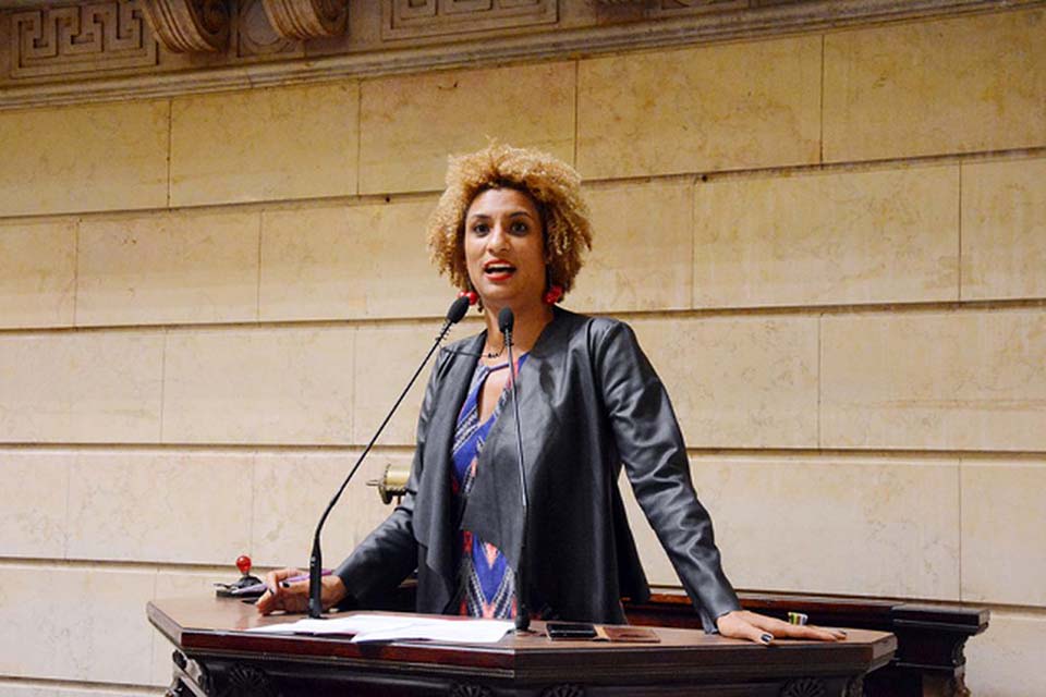 “Mulher, negra, mãe e cria da favela”: a trajetória de Marielle Franco