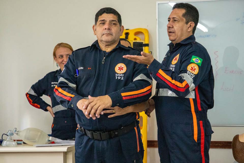 Prefeitura realiza treinamento de condução de veículo de urgência e emergência em Porto Velho