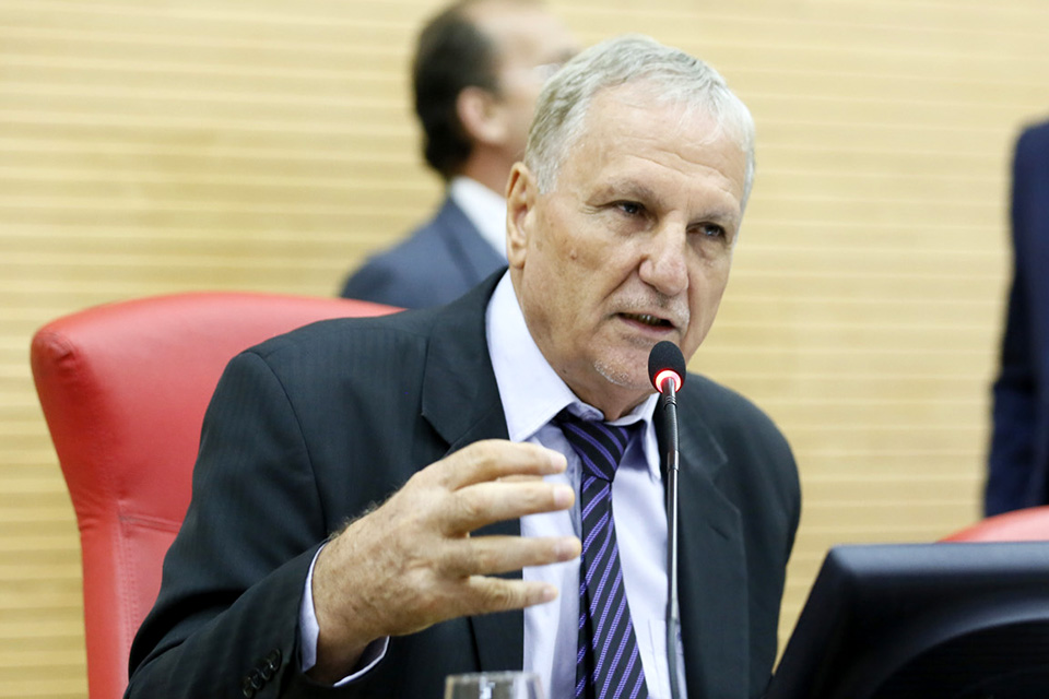 APAE de Itapuã do Oeste recebe recursos de emenda do deputado Adelino Follador