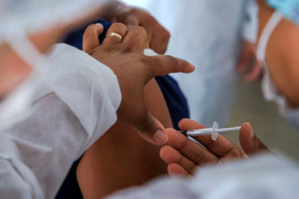 Vacinação contra a covid-19 segue disponível em Porto Velho neste fim de semana