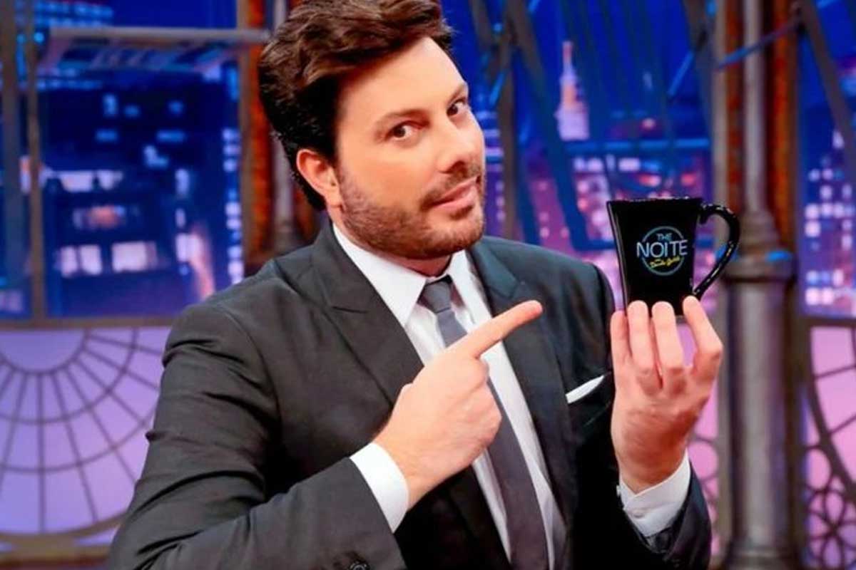 SBT interrompe produção do “The Noite” por impasse contratual com Danilo Gentili