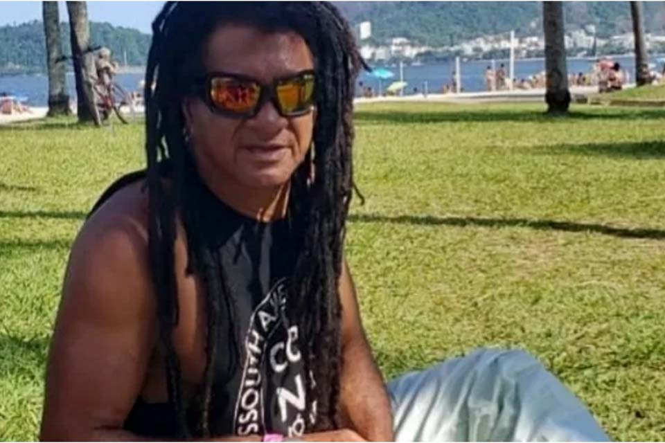 Ex-humorista da MTV e do Hermes e Renato, Gil Brother Away morre, aos 66 anos