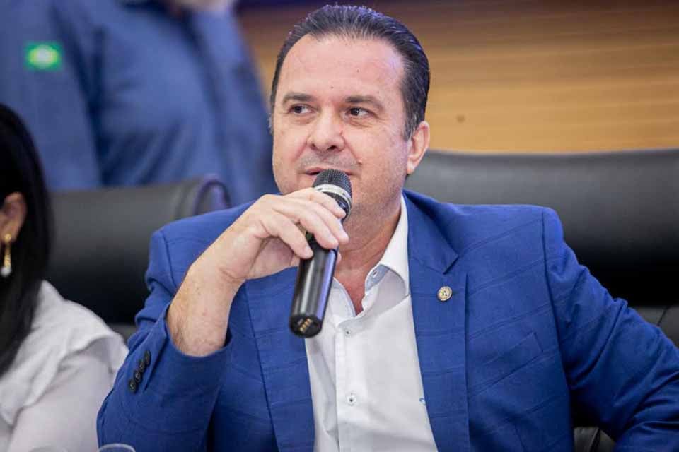 Após pedido do Deputado Dr. Luís do Hospital, governo inicia levantamento para reforma das escolas em Jaru