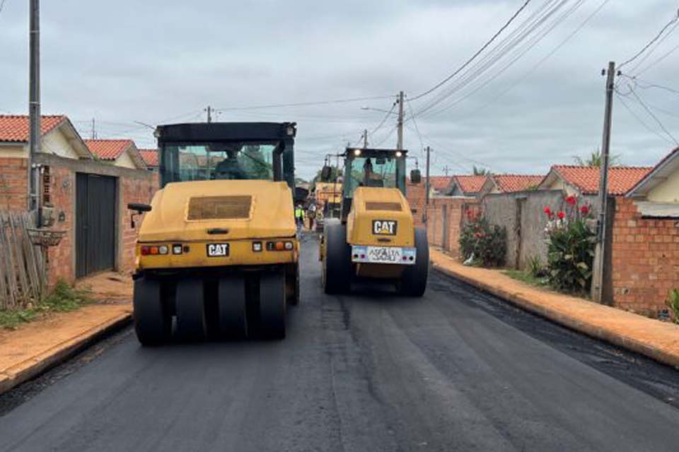 Prefeitura de Jaru inicia obras de pavimentação asfáltica na Rua Minas Gerais