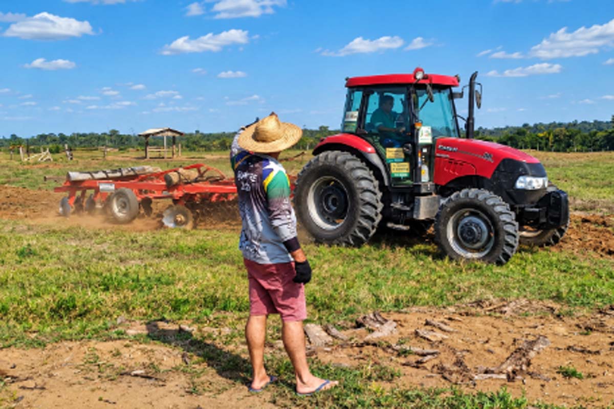 Porteira Adentro prepara áreas para novos plantios na zona rural de Porto Velho