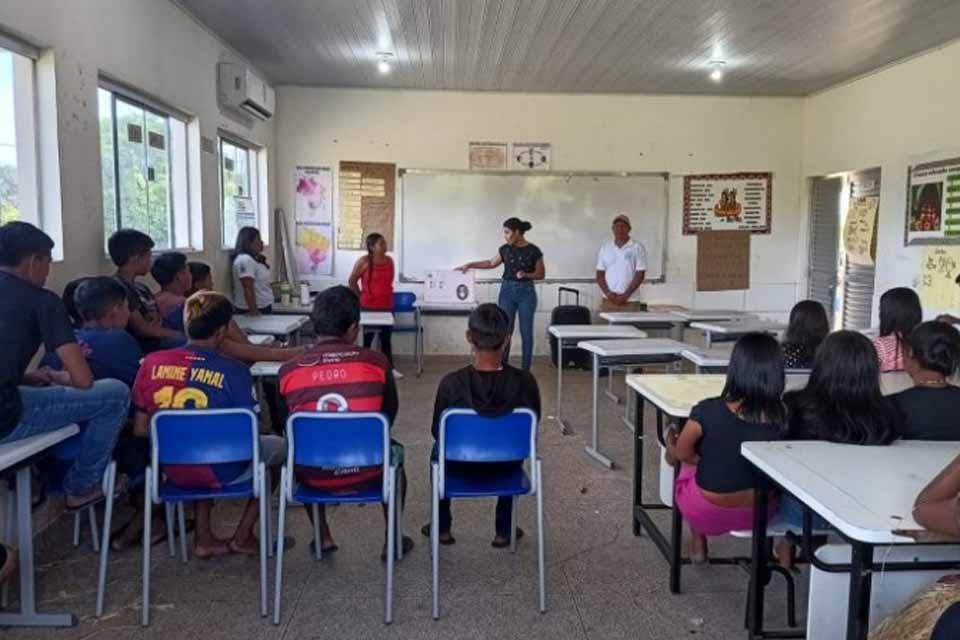 Projeto Viva Saúde realiza ação de educação em saúde para adolescentes em Aldeia Indígena Laje Velho