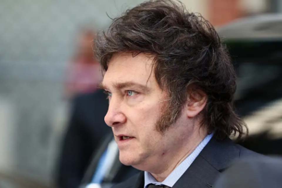 Milei comemora decisão que levará Cristina Kirchner à prisão: 