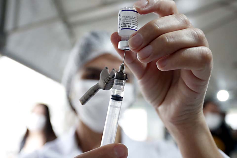 Covid-19: fim da emergência não altera status de pandemia