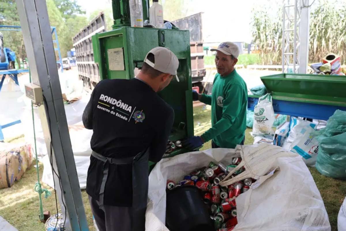 Geração de renda para catadores é ampliada com ações de coleta seletiva durante a 13ª RRSI, em Ji-Paraná