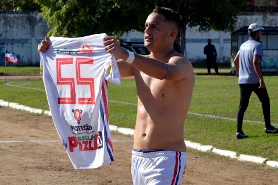 Emerson Bacas rescinde com o Porto Velho e deve definir futuro nos próximos dias