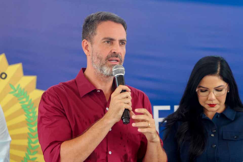 Prefeitura de Porto Velho entrega três voadeiras para atender comunidades do baixo Madeira