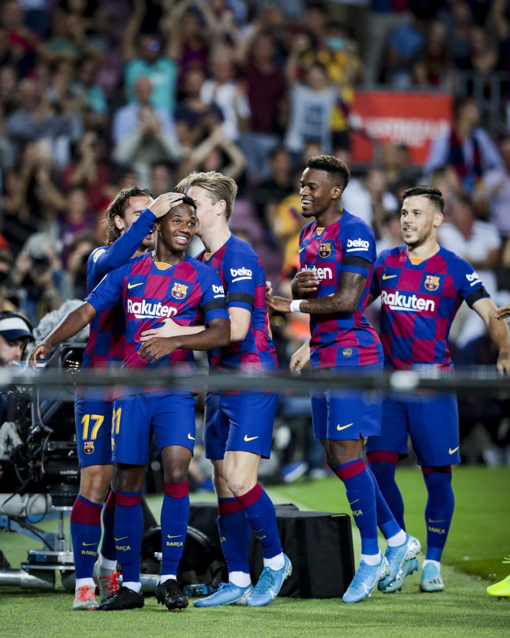 VÍDEO - Gols e Melhores Momentos de Barcelona 5 x 2 Valência