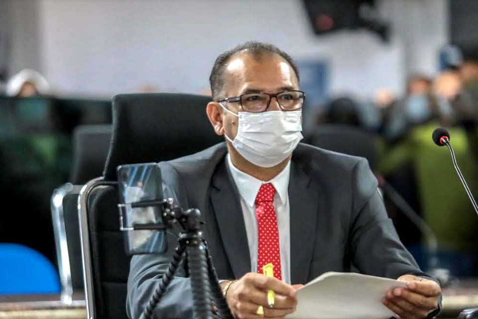 Comunidade Aliança - Ramal Rio Candeias e Babaçu recebem melhorias através de pedido do vereador Paulo Tico