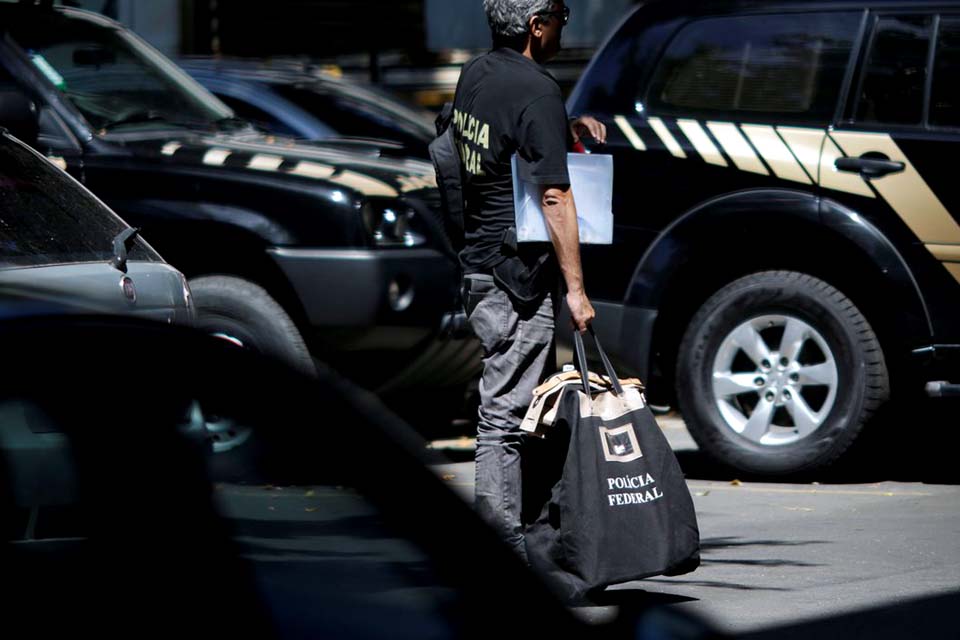 PF investiga desvios em programa voltado a portos e indústrias no CE