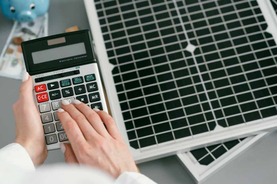 Como fazer um orçamento de energia solar para sua empresa