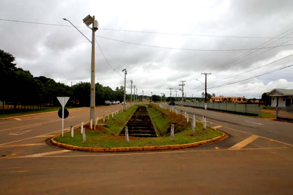 Vilhena investirá R$ 2,5 milhões em defensas metálicas para aumentar segurança em avenidas