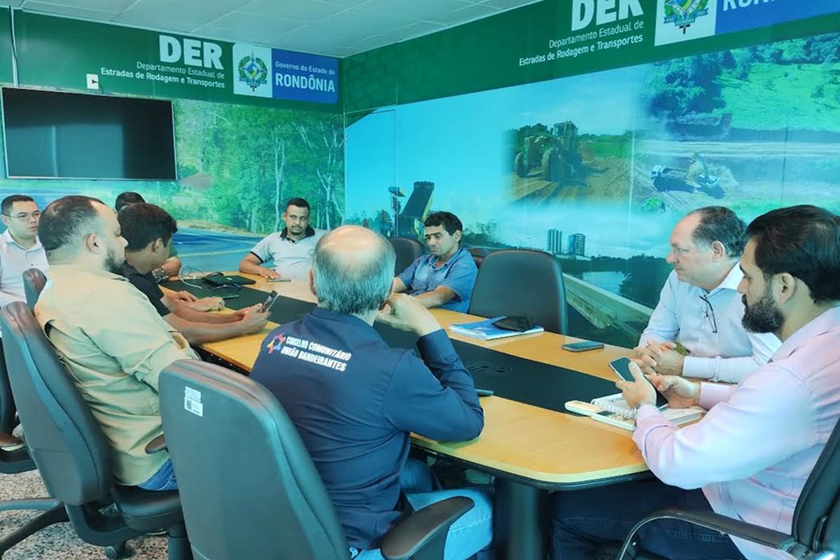 Pedro Fernandes acompanha moradores ao DER e solicita recuperação da Linha-101 em União Bandeirantes