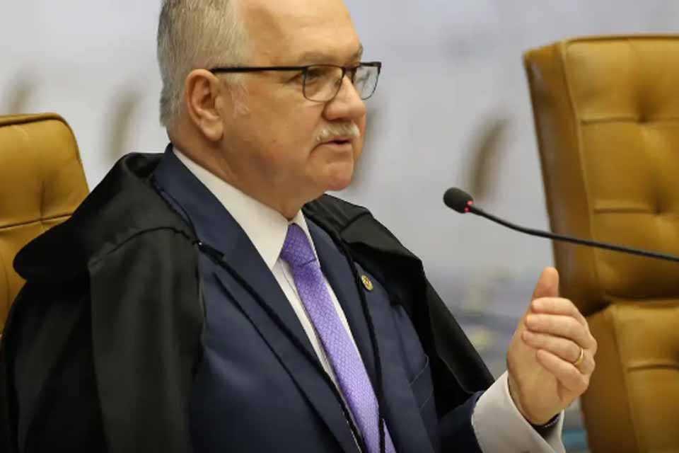 Fachin defende cultura democrática para evitar volta do autoritarismo