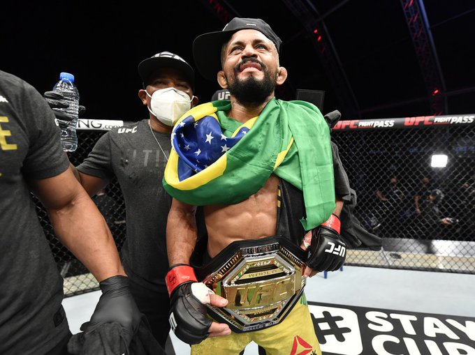 VÍDEO - Brasileiro Deiveson Figueiredo vence Joseph Benavidez e é campeão do UFC; Melhores Momentos