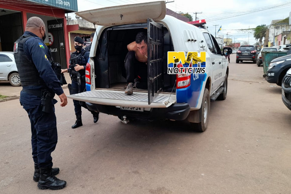 Malabarista colombiano é preso acusado de agredir e roubar motorista 