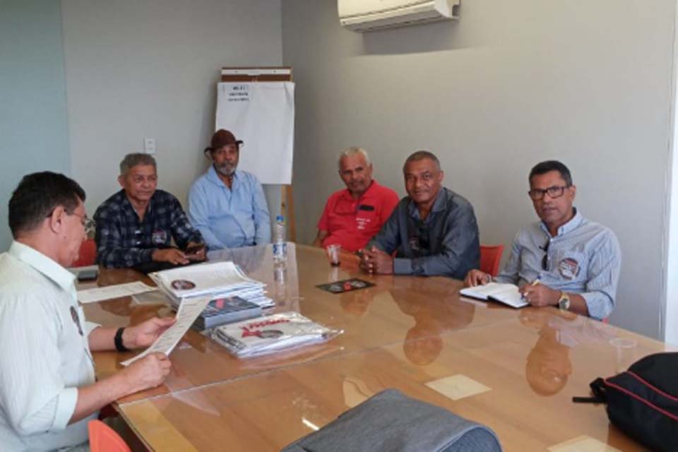 Negociação continua na sexta-feira (10): Presidente do Sindsef motiva filiados a fortaleceram luta por reajuste