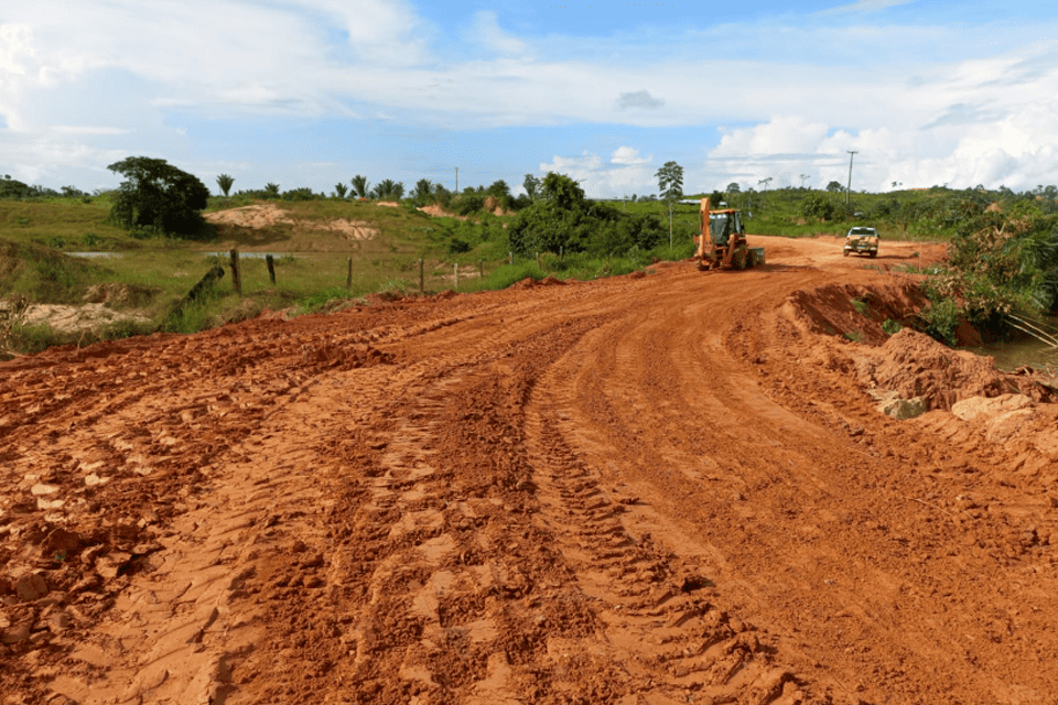 Pontes de madeira na Rodovia 455 próximas ao município são substituídas por tubos ármicos