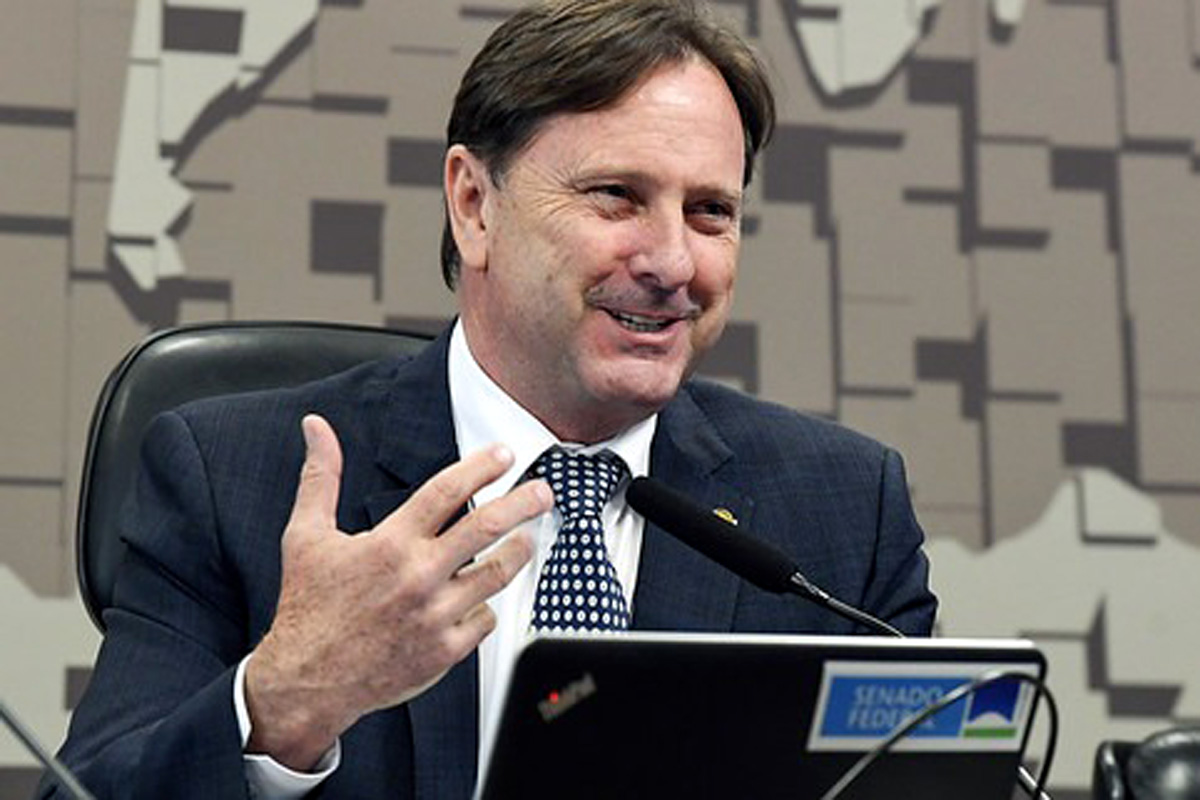 Candidato ao Senado, Acir Gurgacz destaca mais de R$ 57 milhões destinados à educação de Rondônia