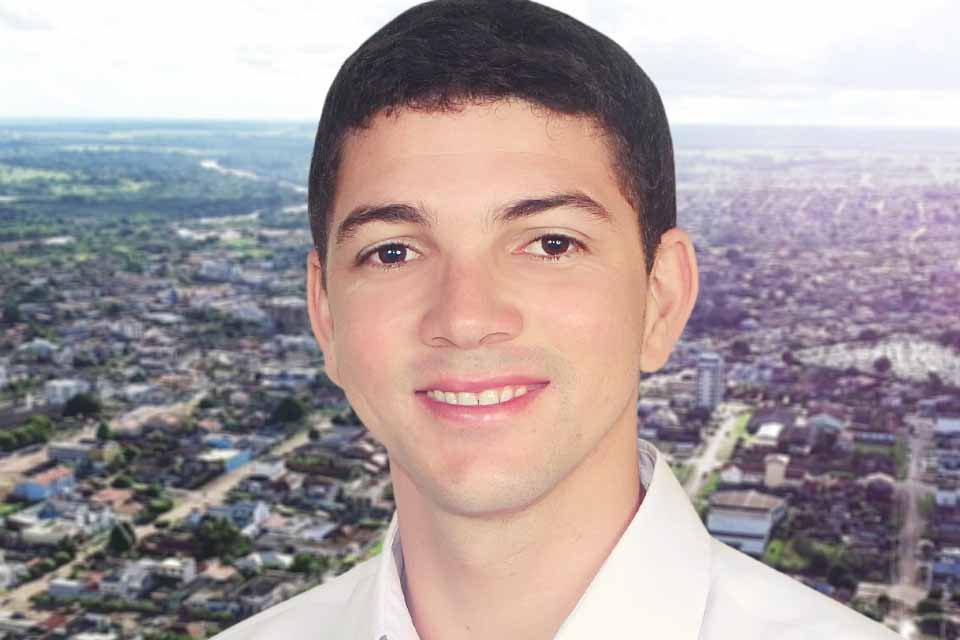 Jovem André Guedes quer uma Cacoal melhor e faz campanha na internet