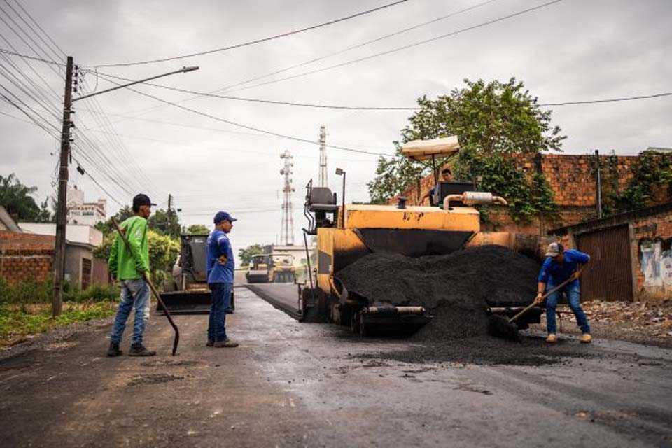 Prefeitura de Ji-Paraná conclui pavimentação da rua Presidente Vargas