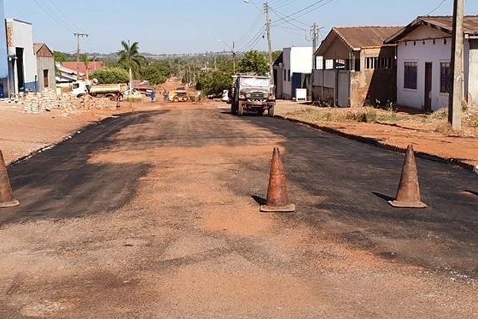 Prefeitura conclui mais de 90% de tapa-buracos em locais mais críticos 