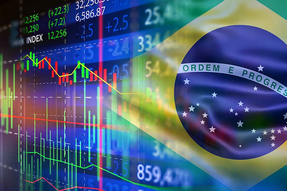 Mercado financeiro reduz para 5,60% estimativa de inflação em 2022 e vê alta maior do PIB