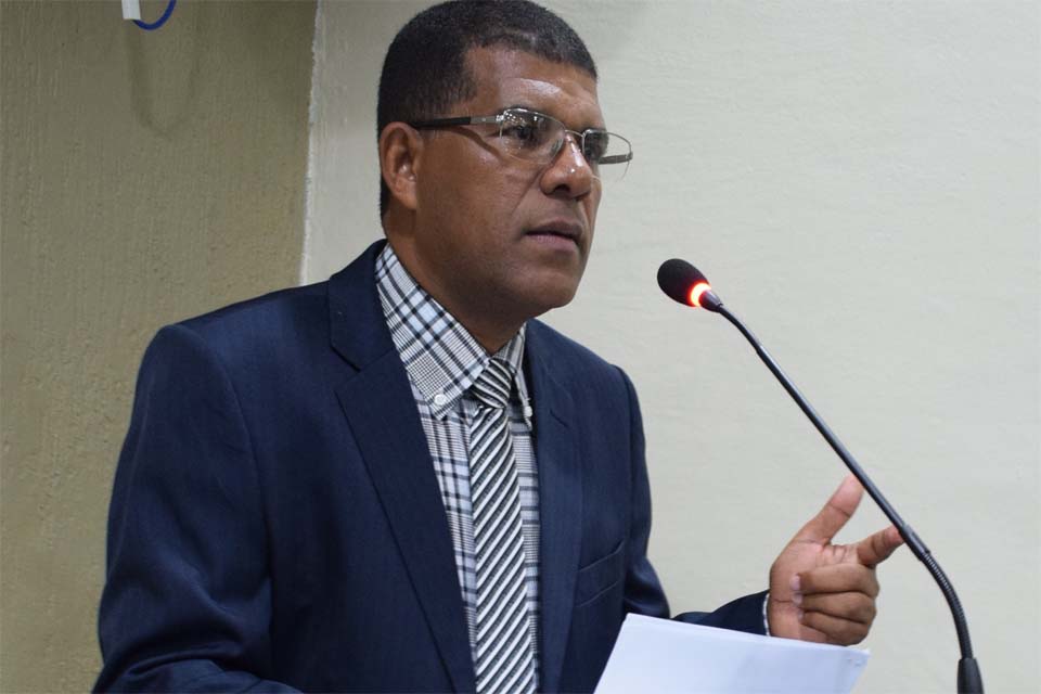Presidente de Câmara terá de explicar ao TCE de Rondônia lei considerada inconstitucional que fixa salários dos próprios vereadores
