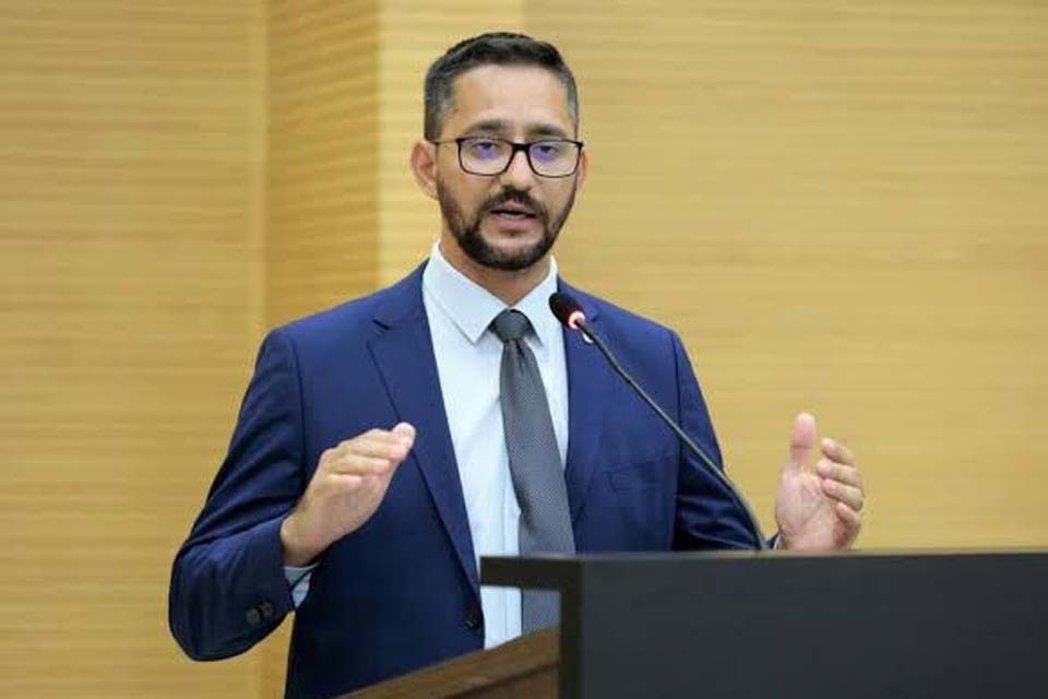 Assembleia Legislativa, através do deputado Anderson vai homenagear diretor da Escola Daniel Neri de Porto Velho