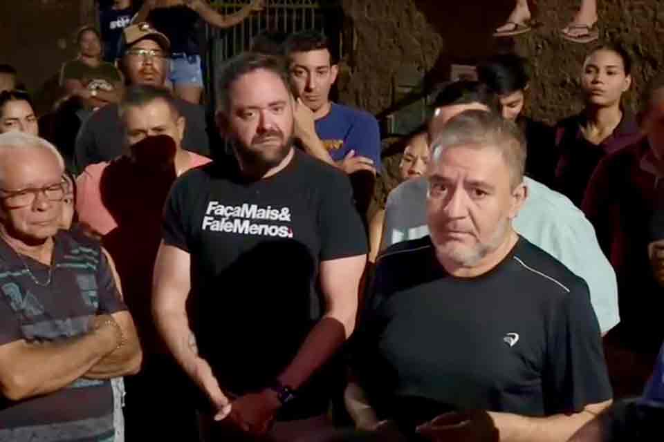 Vereador Everaldo Fogaça e secretários ouvem demandas da população no bairro Igarapé