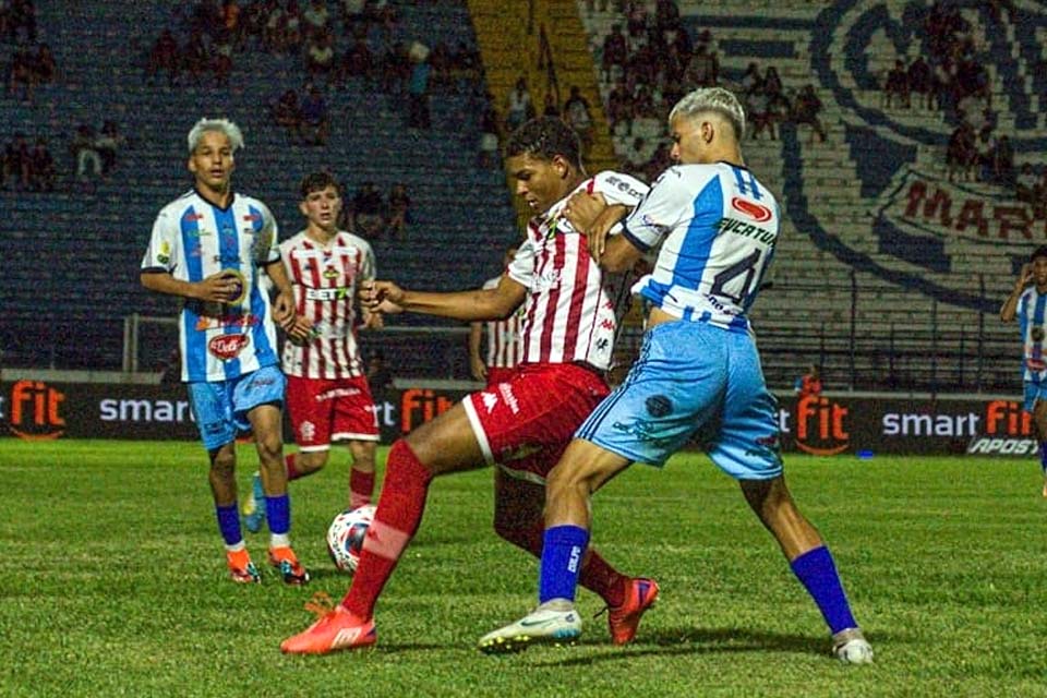 Já desclassificado, Ji-Paraná vence o Bangu em jogo de despedida da Copinha