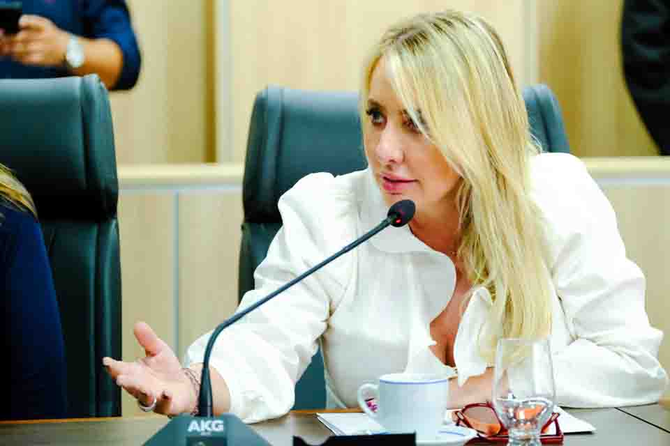 Ieda Chaves conquista a aprovação da criação da Frente Parlamentar Feminina na ALERO