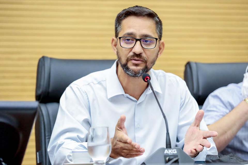 Deputado Anderson debate sobre atividade garimpeira em audiência pública na Assembleia Legislativa