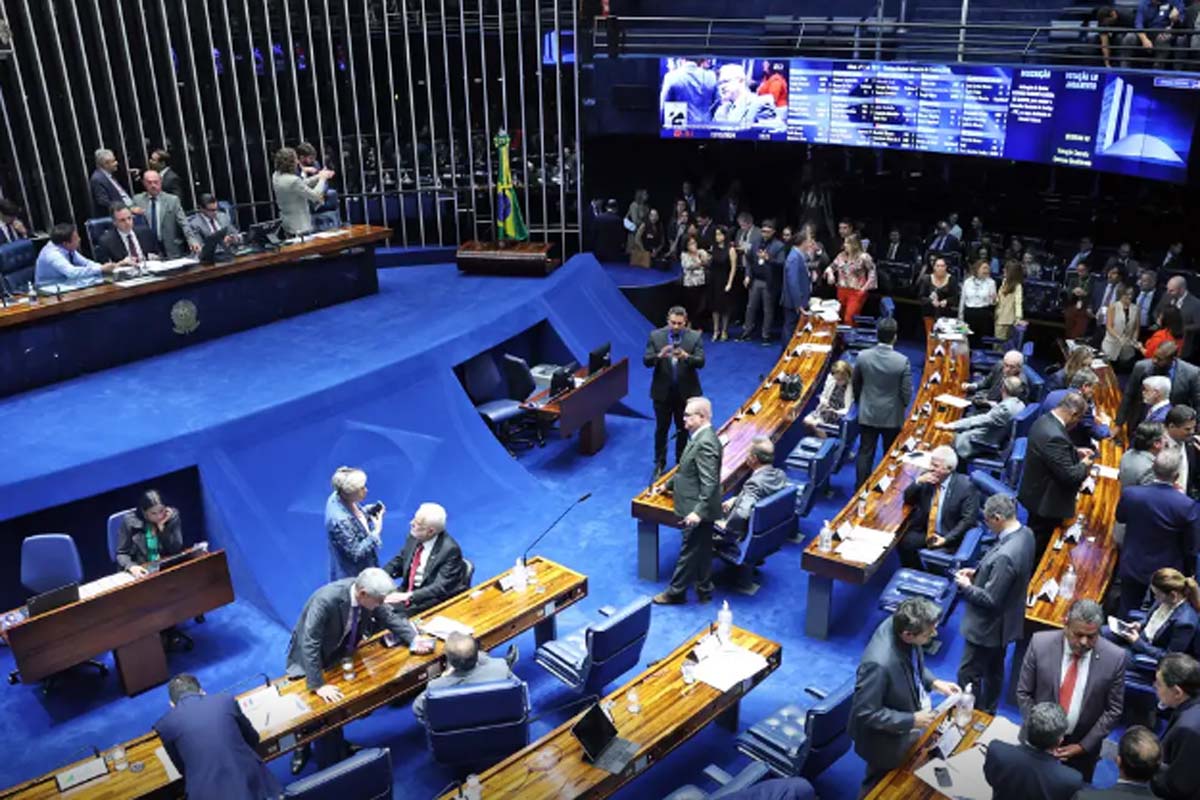 PL elege 19 senadores e soma 28; MDB conquista sete vagas e PT, seis