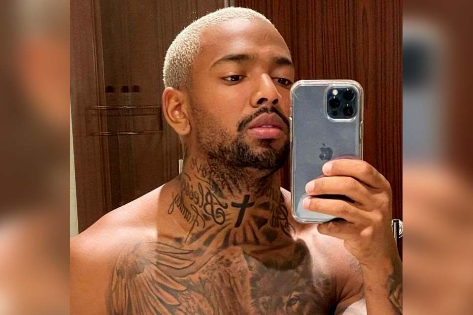 Após expor partes íntimas em live sem querer, Nego do Borel se desculpa: - Estou sem sorte