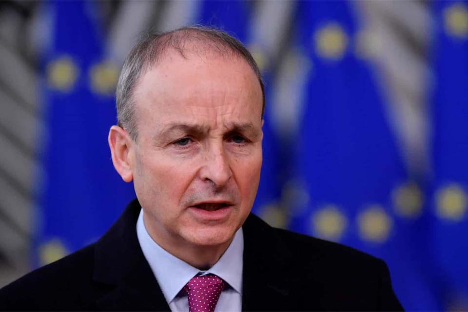 Irlanda prolonga confinamento até abril mas abre escolas por fases