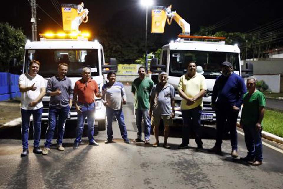 Semosp reforça frota com novos caminhões cesto para manutenção e instalação da iluminação do município