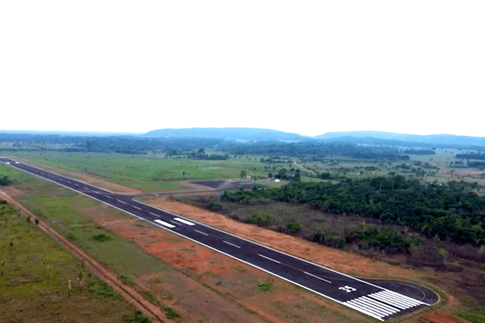 Após obra entregue pelo governo no aeroporto do município a Anac autoriza retorno de voos