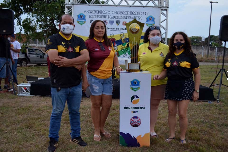 Ex-vice presidente do Genus, Edney Lucas, é homenageado em troféu do Rondoniense Sub-20