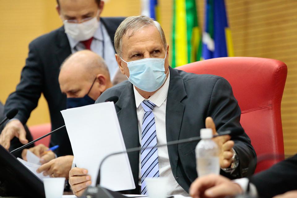 Deputado Adelino Follador parabeniza Carla Redano pela vitória em Ariquemes