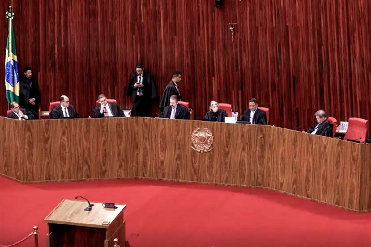 TSE cassa mandato do governador de Roraima e determina novas eleições