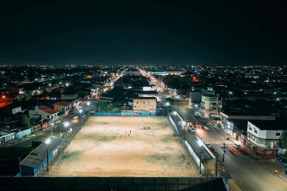 Mais de 30 mil pontos de luz já foram acionados pela Prefeitura em 2022; ações foram realizadas na capital, distritos e comunidades rurais