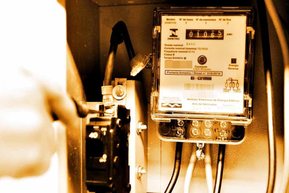 Auto-religação de energia elétrica causa três mortes em Rondônia entre 2024 e 2025; Energisa alerta para riscos