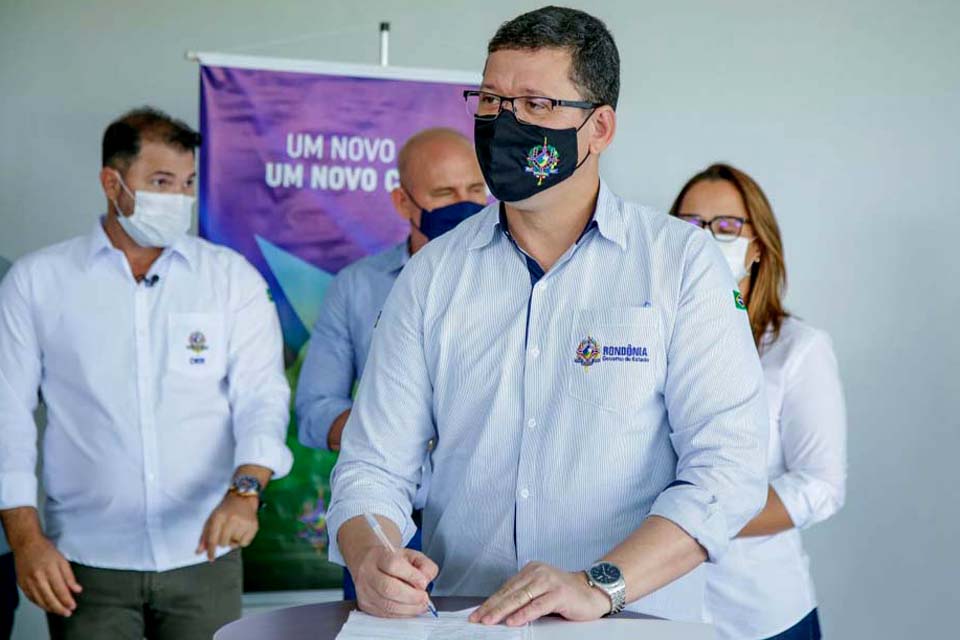 Marcos Rocha assina ordem de serviço para execução de obras nos aeroportos de Cacoal e Vilhena