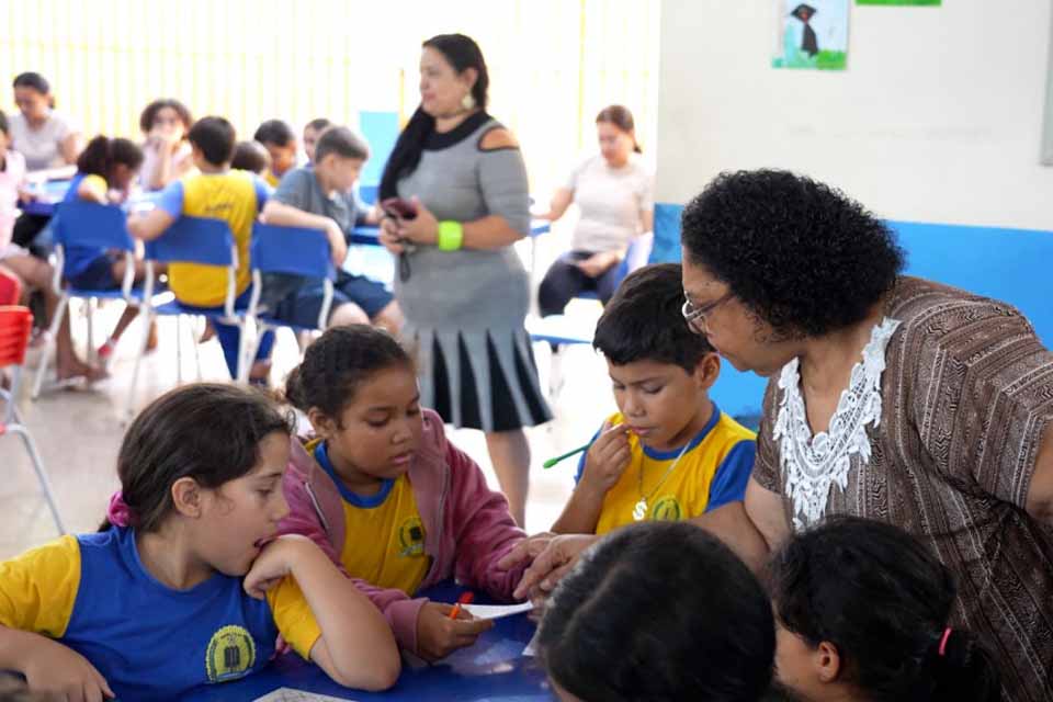 Quando o amor pela escola fecha um ciclo: a aluna que virou professora e inspira novas gerações